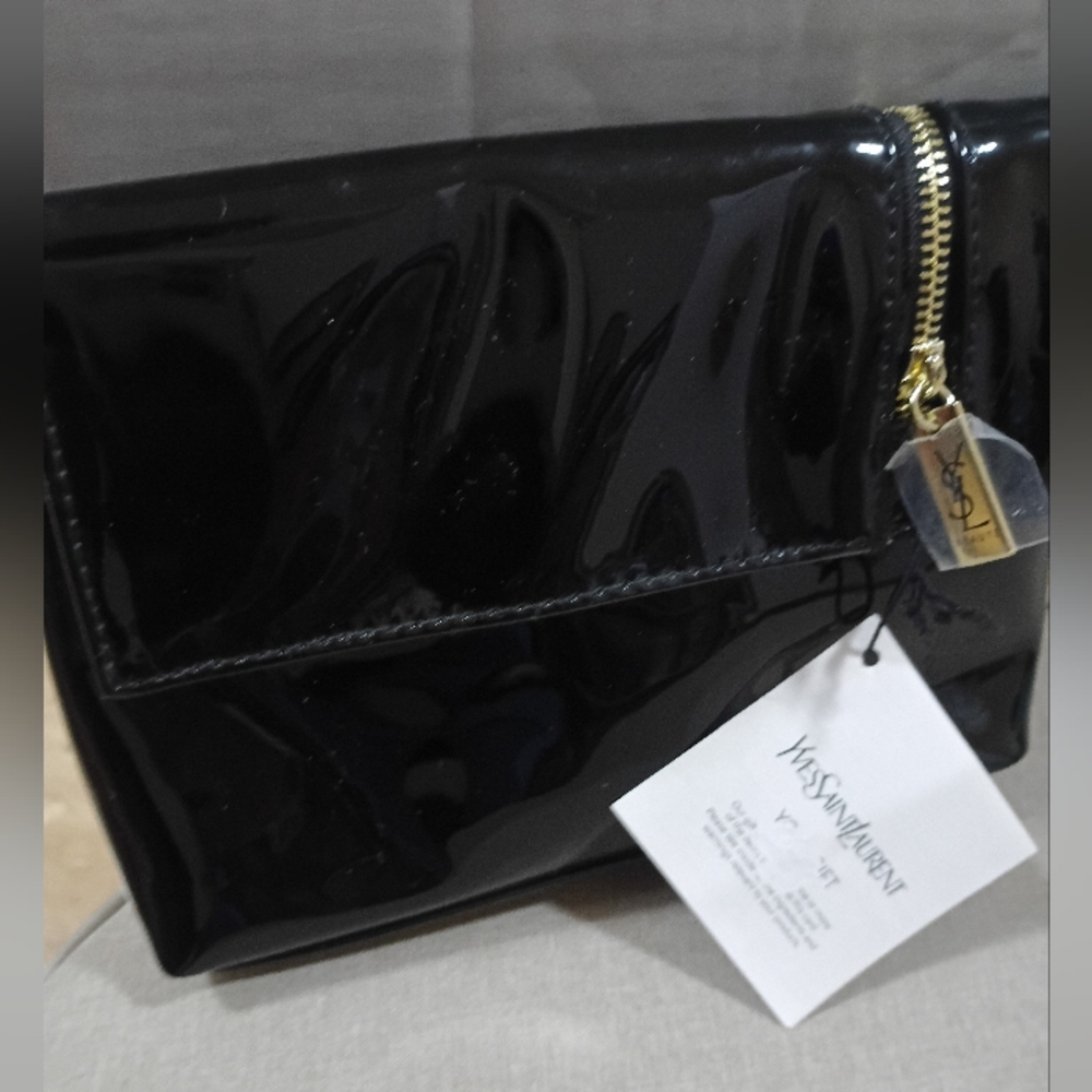Yves Saint Laurent Glossy Beauty /Clutch Bag